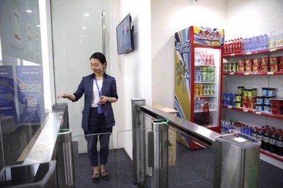 運營一個月,作為重慶首家無人便利店的“一七閃店”現在怎么樣了? | 獵云網
